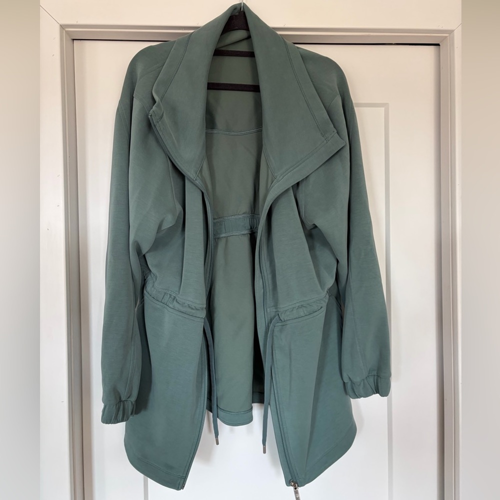lululemon athletica Softstream Cinch-Waist Jacket Tidewater Teal - Size 12